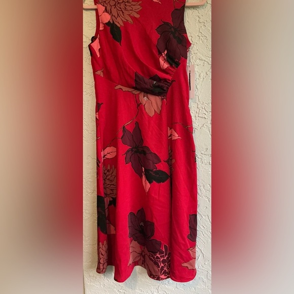Liz Claiborne Red Floral Sleeveless A-Line Knee Length Dress (NWT) - Picture 3 of 10